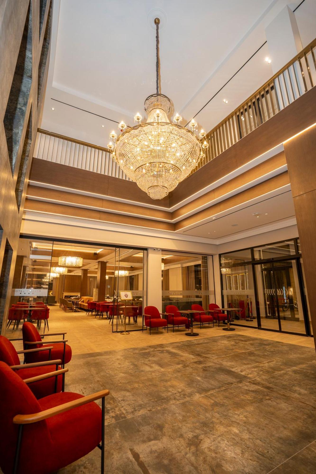 Hotel Mozart Shkodër 외부 사진